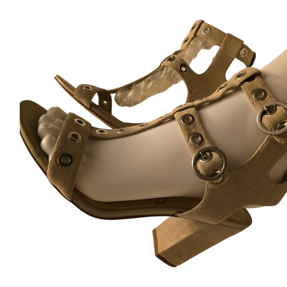 Stylish Tan Women's Sandals